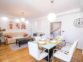 Apartment Hladilo - Two Bedroom Apartment with Balcony